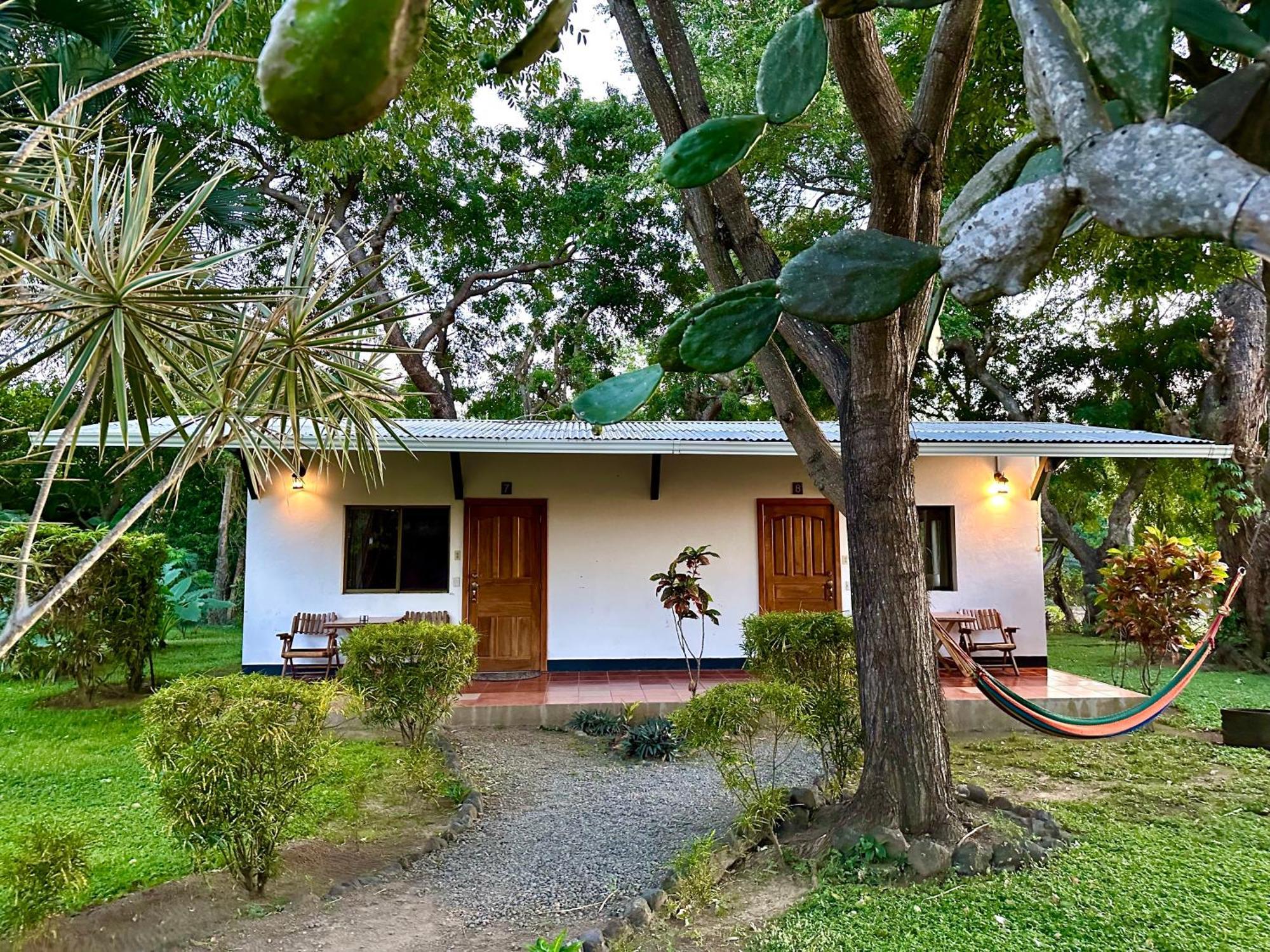 Hospedaje Soma Ometepe Hotel Moyogalpa Exterior photo